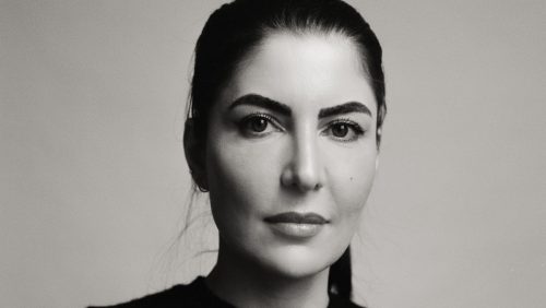 Zaynê Akyol, lauréate du Prix de la relève en communication