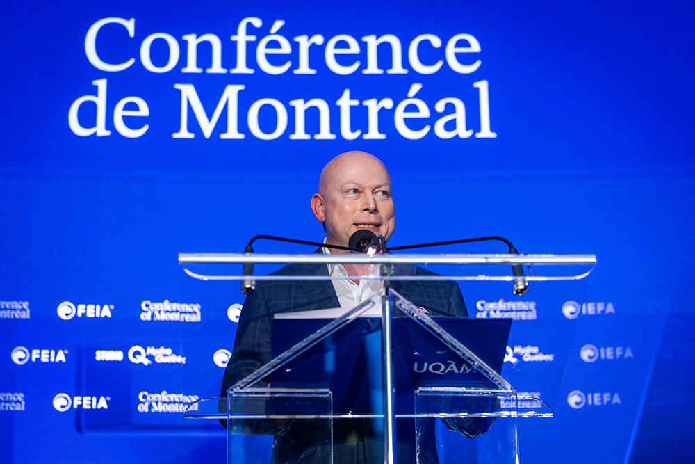 Photo: Conférence de Montréal.